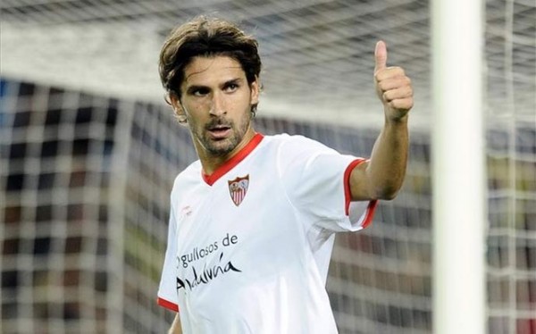 Escudé, durante un partido con el Sevilla | Imagen: Sevilla FC