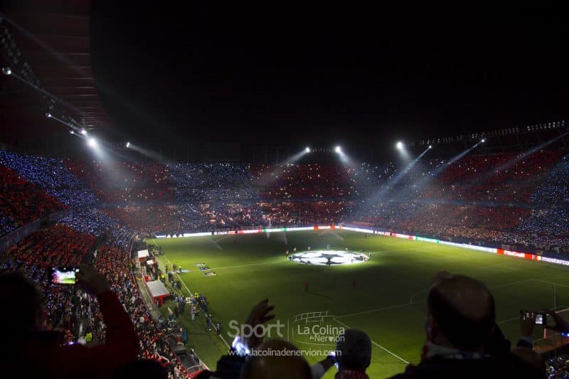 Grada en el Sevilla-Liverpool de UEFA Champions League | Imagen: La Colina de Nervión
