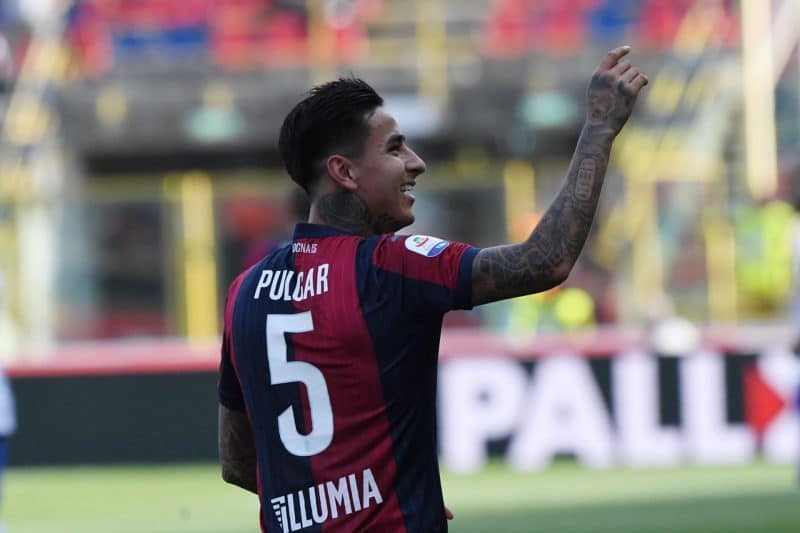 Erick Pulgar, durante un partido con el Bolonia | Imagen: Agencias
