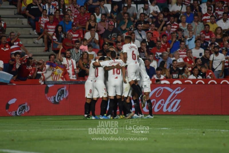 Parte de la plantilla del Sevilla FC, celebrando el gol de la victoria | Imagen: La Colina de Nervión - Javi Barroso