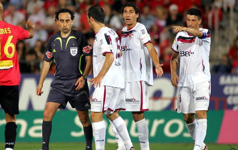 Iturralde, el gran señalado del Mallorca-Sevilla FC de 2007
