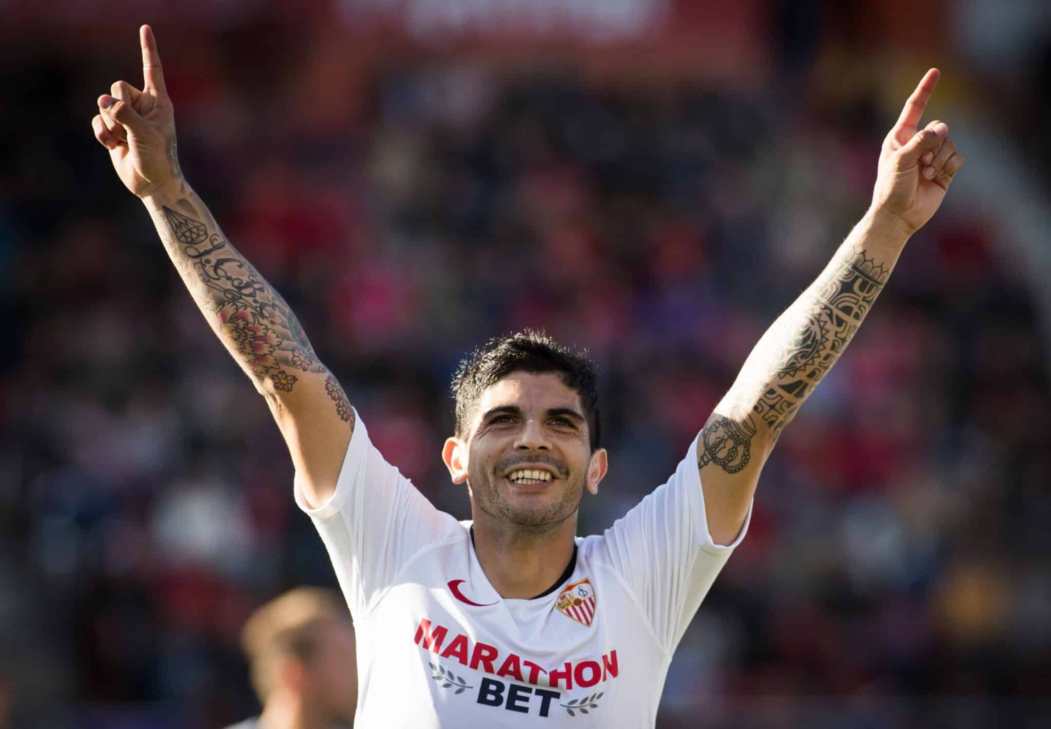 Sevilla FC Banega Ever valencia cf jugadores