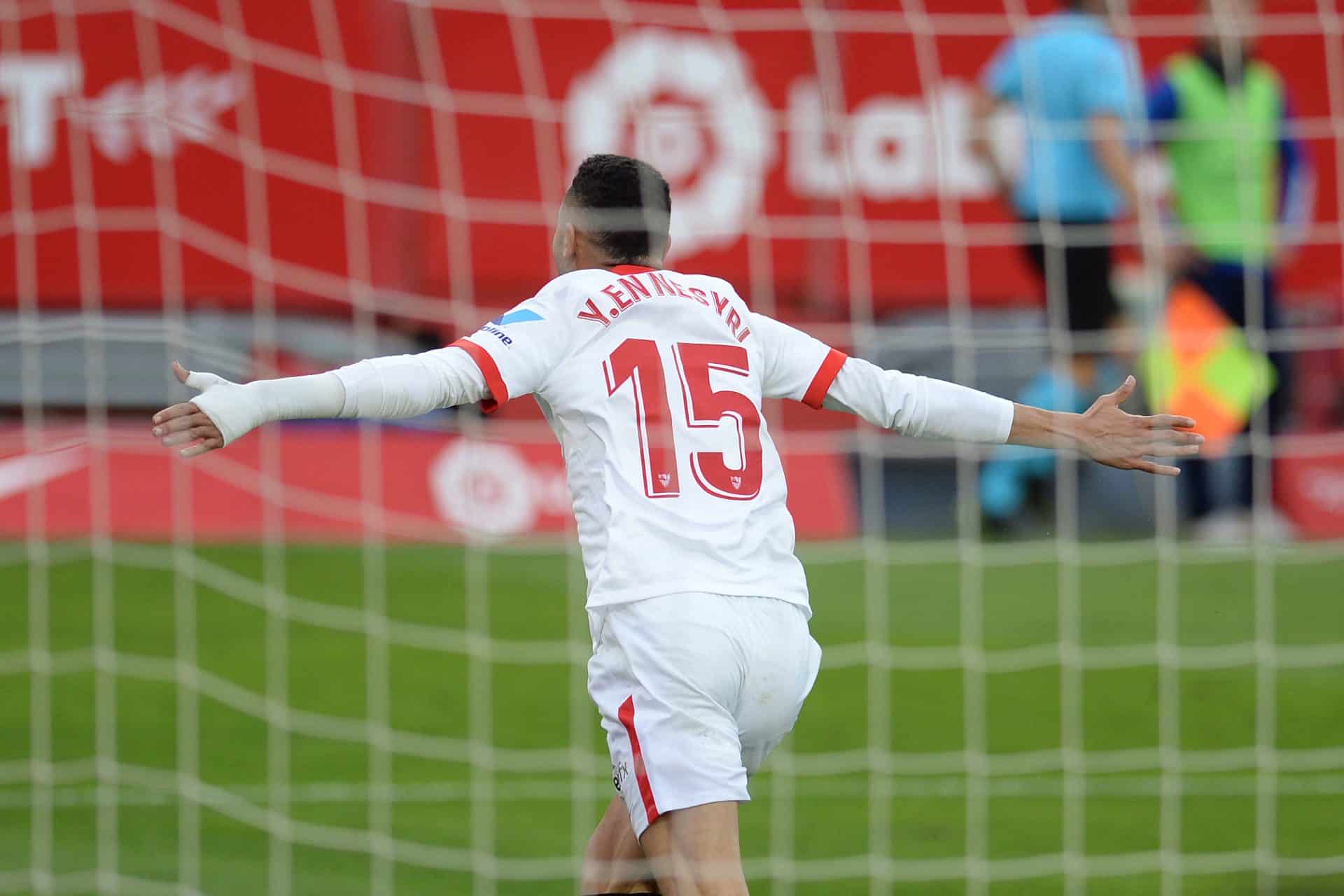 En-Nesyri celebrando uno de los goles del Sevilla FC en el partido contra el Cádiz
