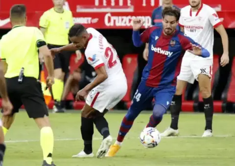 La puerta que se puede abrir entre Campaña y el Sevilla FC