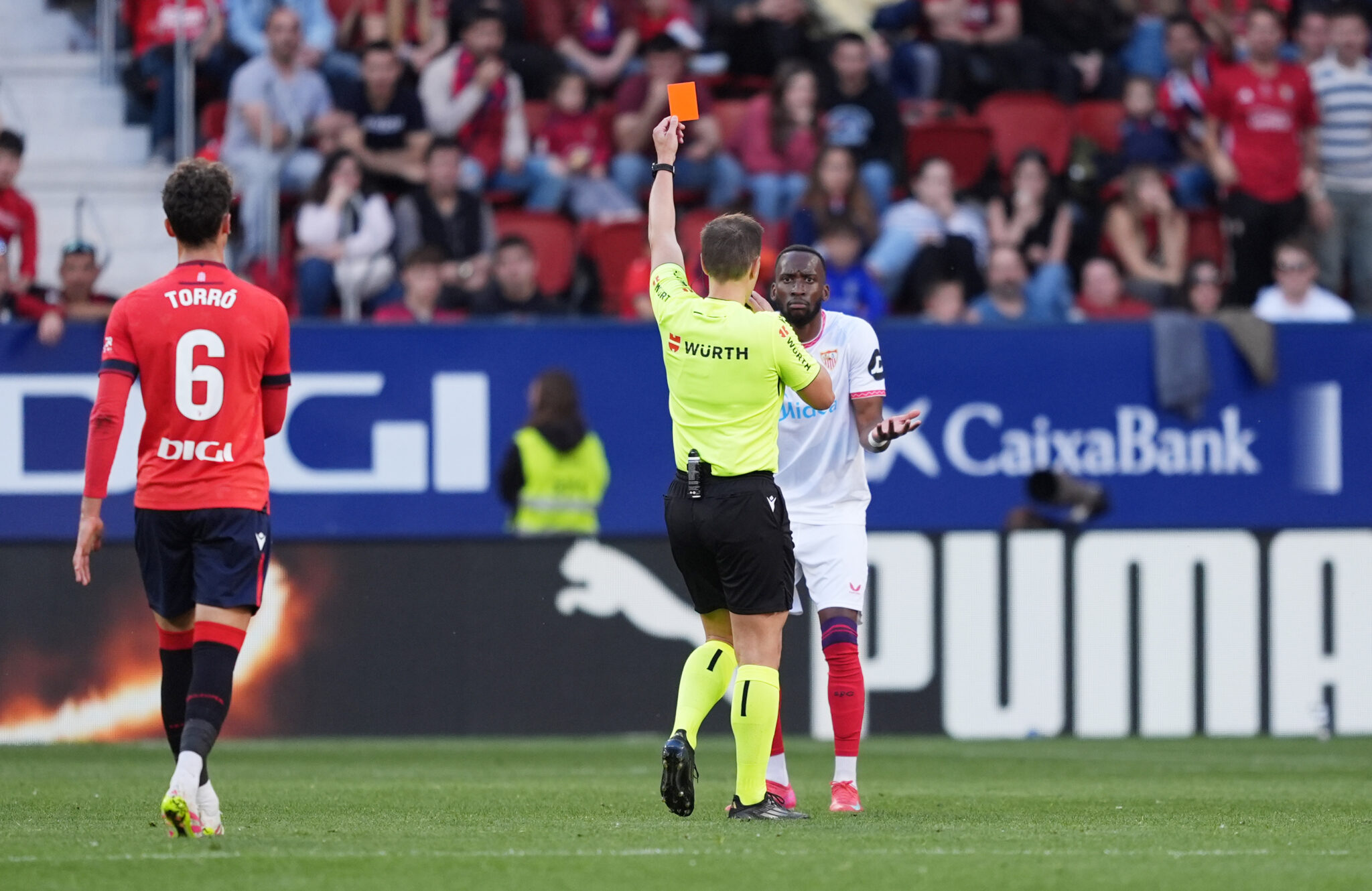 Osasuna y Cordero Vega castigan a un Sevilla FC negado
