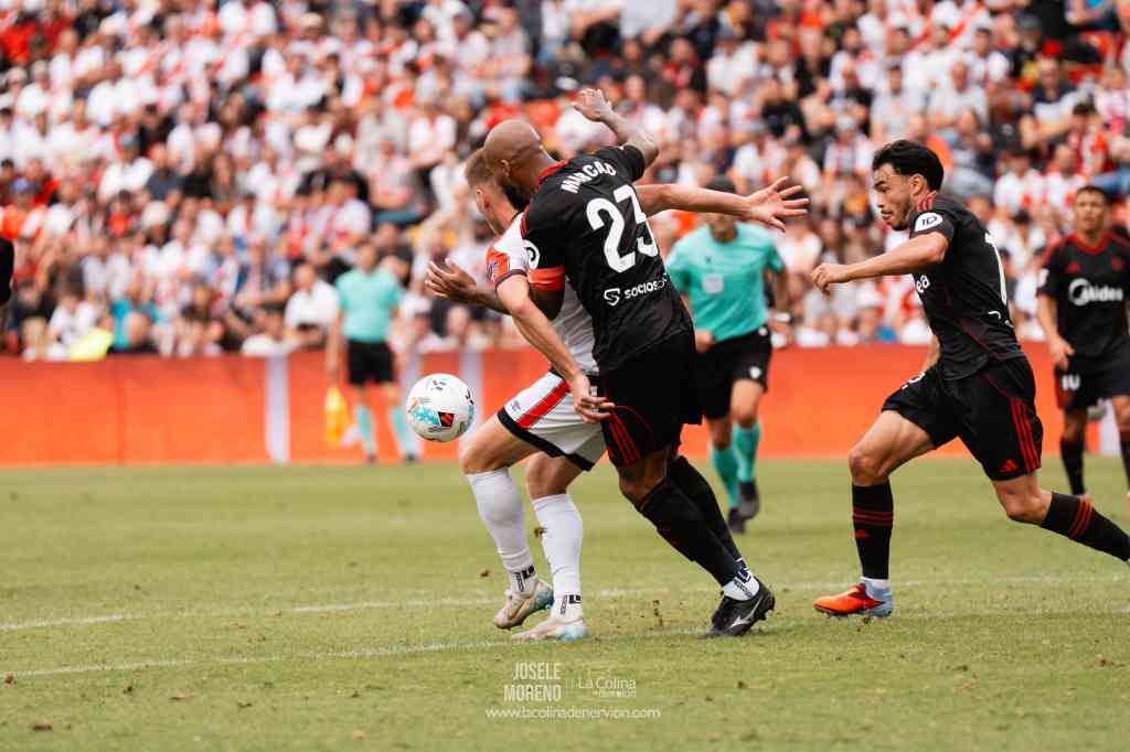 Sevilla FC Noticias Fichajes Marcão; posiciones sevilla fc; fc barcelona