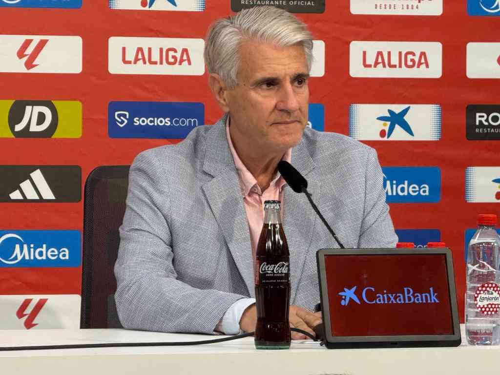 Sevilla FC fichajes, Brian Oliván, sevilla fc, fichajes sevilla, mercado de fichajes; Sevilla FC noticias