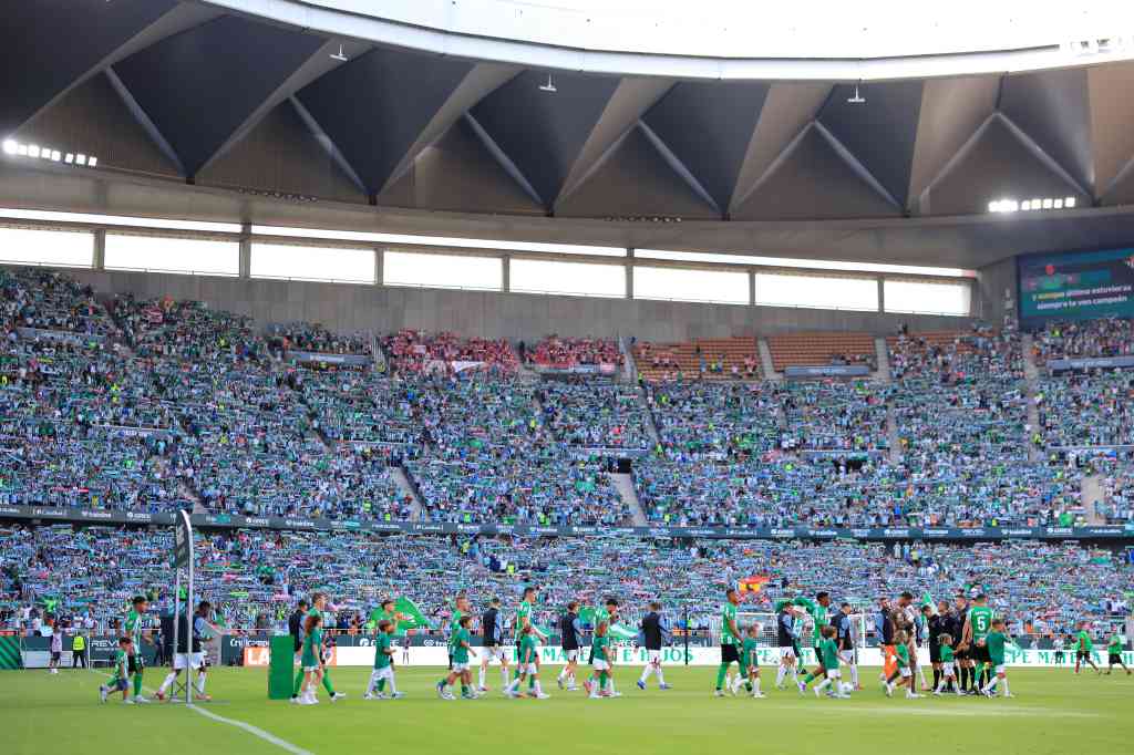 fichajes betis, real betis balompié, betis fichajes, Antony, mercado de fichajes