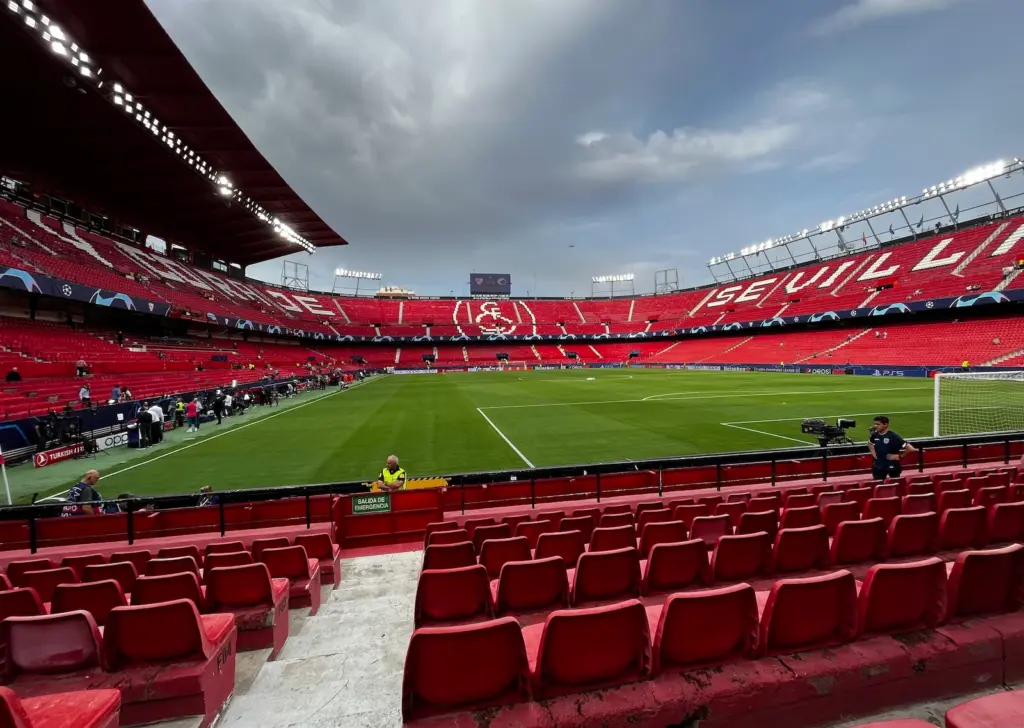 Goldman Sachs desea financiar el nuevo estadio, pero su propuesta divide al Sevilla