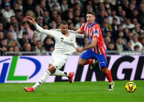 Clément Lenglet bloquea su salida en pleno mercado de fichajes Atletico
