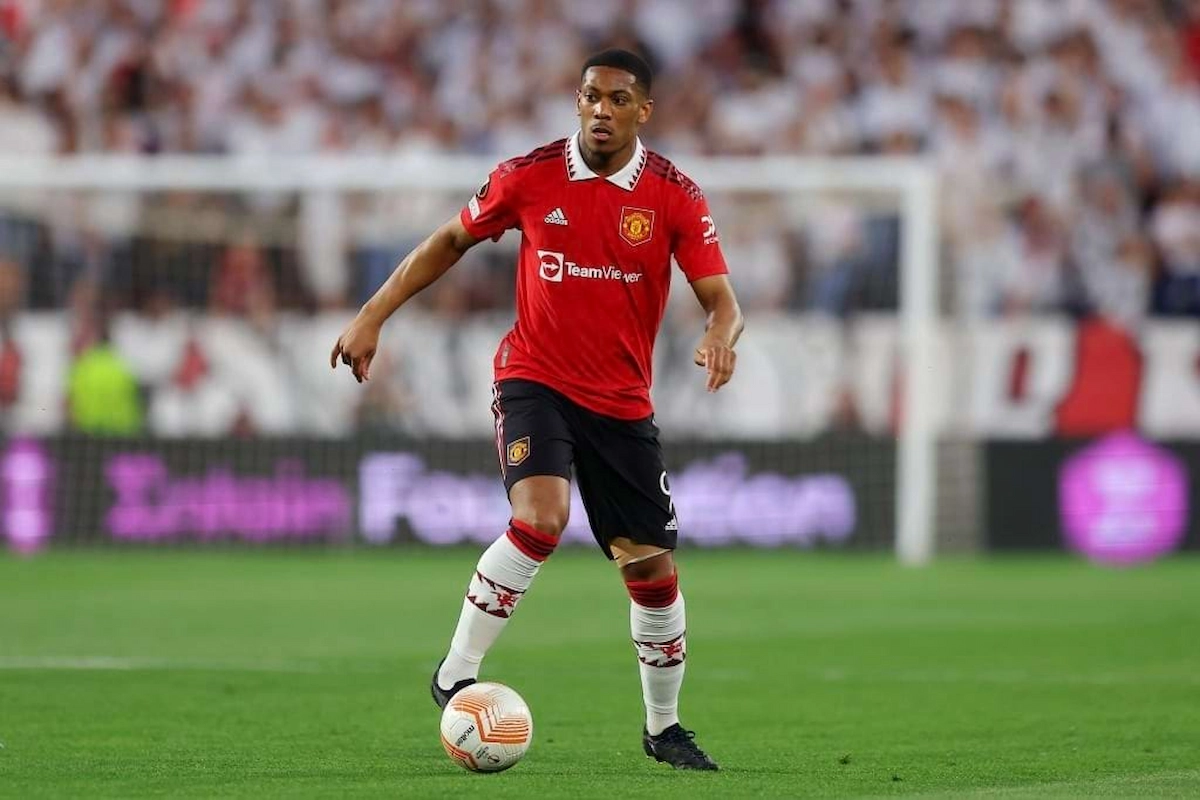El Betis recibe el nombre de Martial