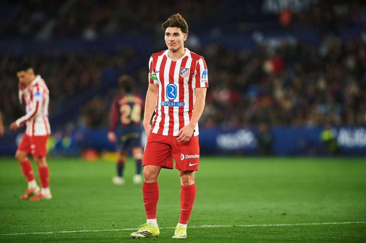 Julián Álvarez abre un nuevo escenario en los fichajes del Atlético_2