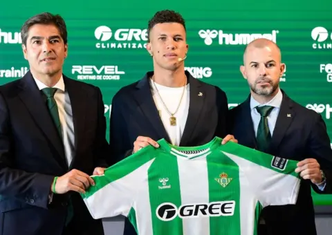 Deossa, Guilherme y Losada frenan el avance de los fichajes Betis