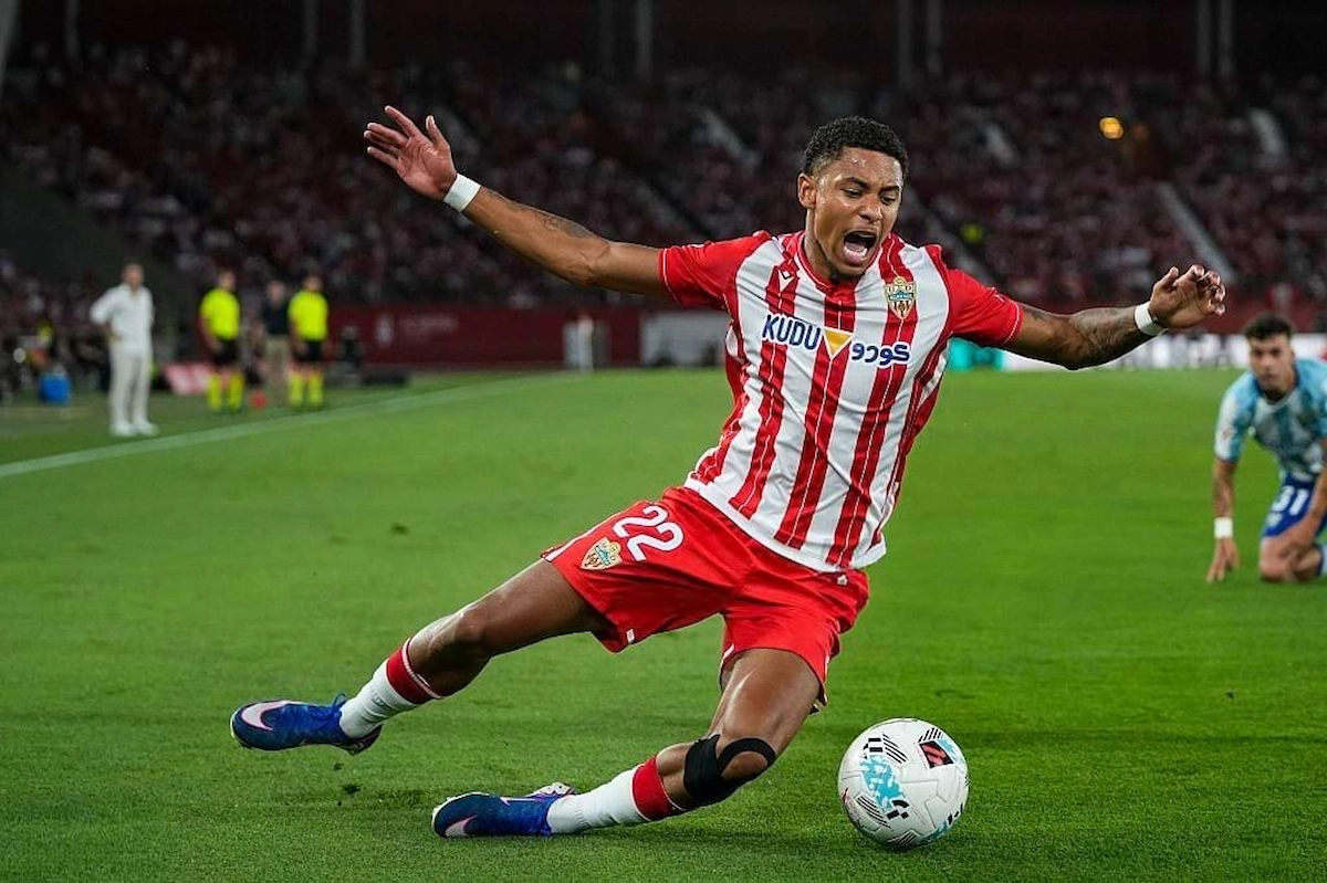 Chirino gana valor mientras el Valencia negocia la salida de Almeida_2