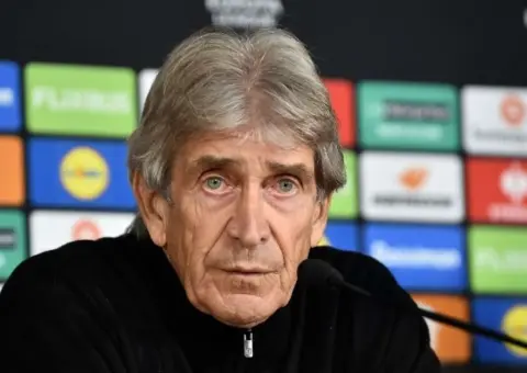 Antony, Isco y el duelo Cucho-Parrott: las dudas de Pellegrini para el Betis-Porto