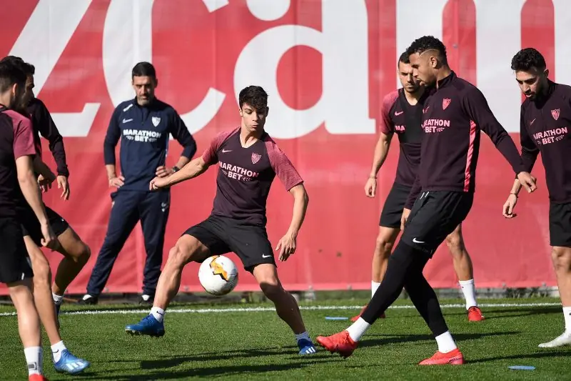 Óliver Torres, durante un entrenamiento de Julen Lopetegui en el Sevilla FC | Imagen: Sevilla FC