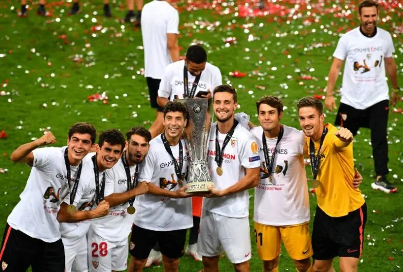 Julen Lopetegui bryan gil noticias sevilla fc europa league cantera