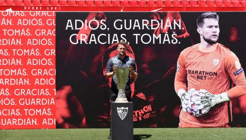 Tomas Vaclik noticias sevilla fc despedida
