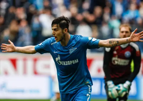 Monchi maneja la opción de Sardar Azmoun para enero