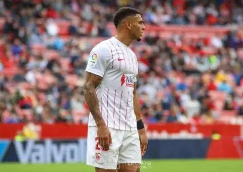 Diego Carlos pide salir del Sevilla FC