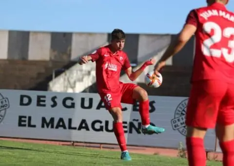 El Sevilla Atlético pierde dos puntos en el descuento