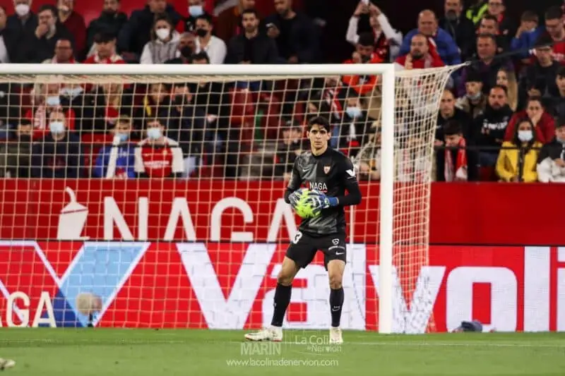 Bono Sevilla FC fichajes