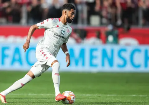 Monchi mira a Alemania con la opción de Jeremiah St. Juste