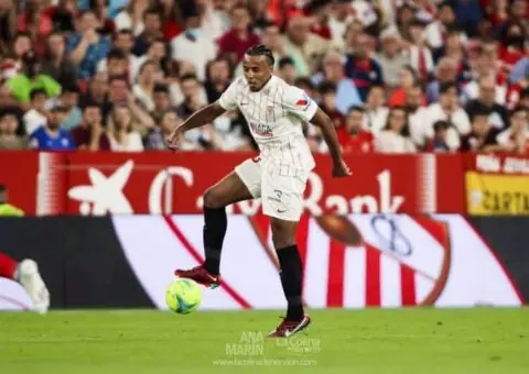 Tuchel presiona para cerrar el fichaje de Koundé