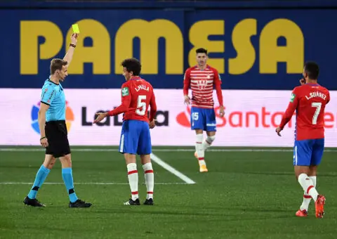 Monchi, con un ojo en Milla y Luis Suárez