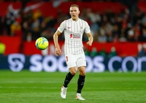Augustinsson se mueve en Turquía