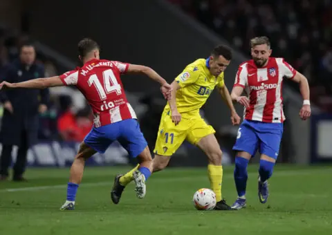 Oussama Idrissi tiene hueco en el Cádiz CF