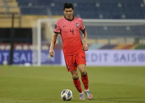 Kim Min-jae, nuevo candidato para la defensa