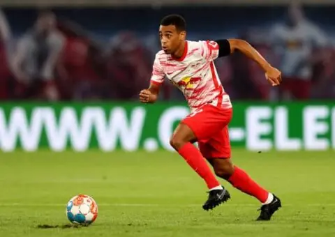 Tyler Adams, opción para el centro del campo