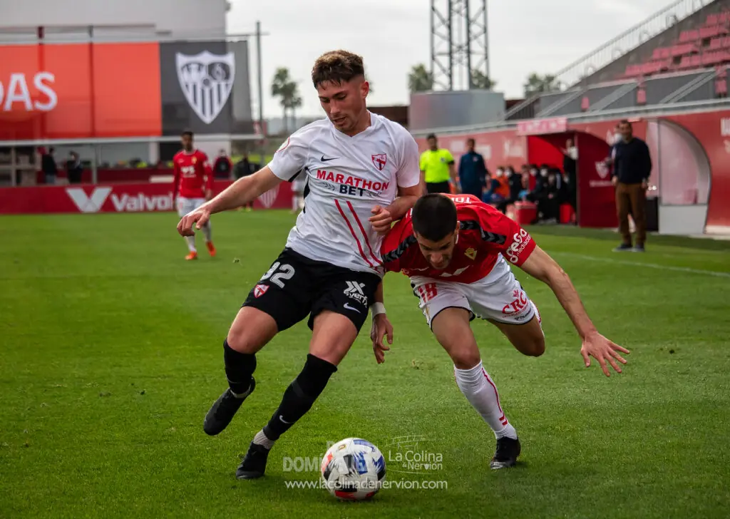 LaLiga Smartbank llama a la puerta de José Ángel Carmona