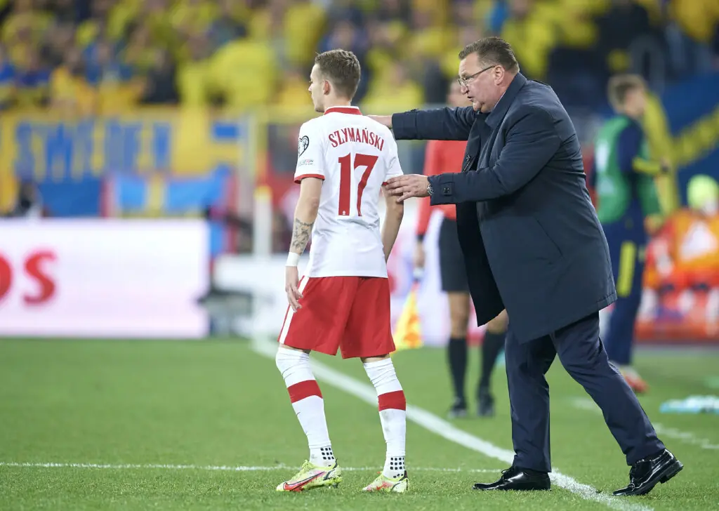 El Sevilla FC se fija en Sebastian Szymański como nuevo cerebro para el mediocampo