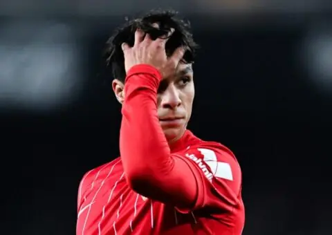Óliver Torres decide buscar una salida del Sevilla FC