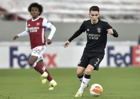 Grimaldo, la opción de mercado que surje para que Monchi refuerce el lateral izquierdo