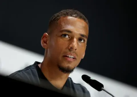 Thilo Kehrer niega tener un acuerdo con el Sevilla FC