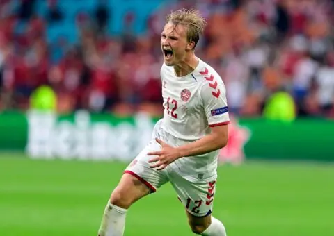 Dolberg, opción para la delantera que toma fuerza