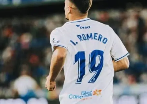 Iván Romero se sale con el Tenerife