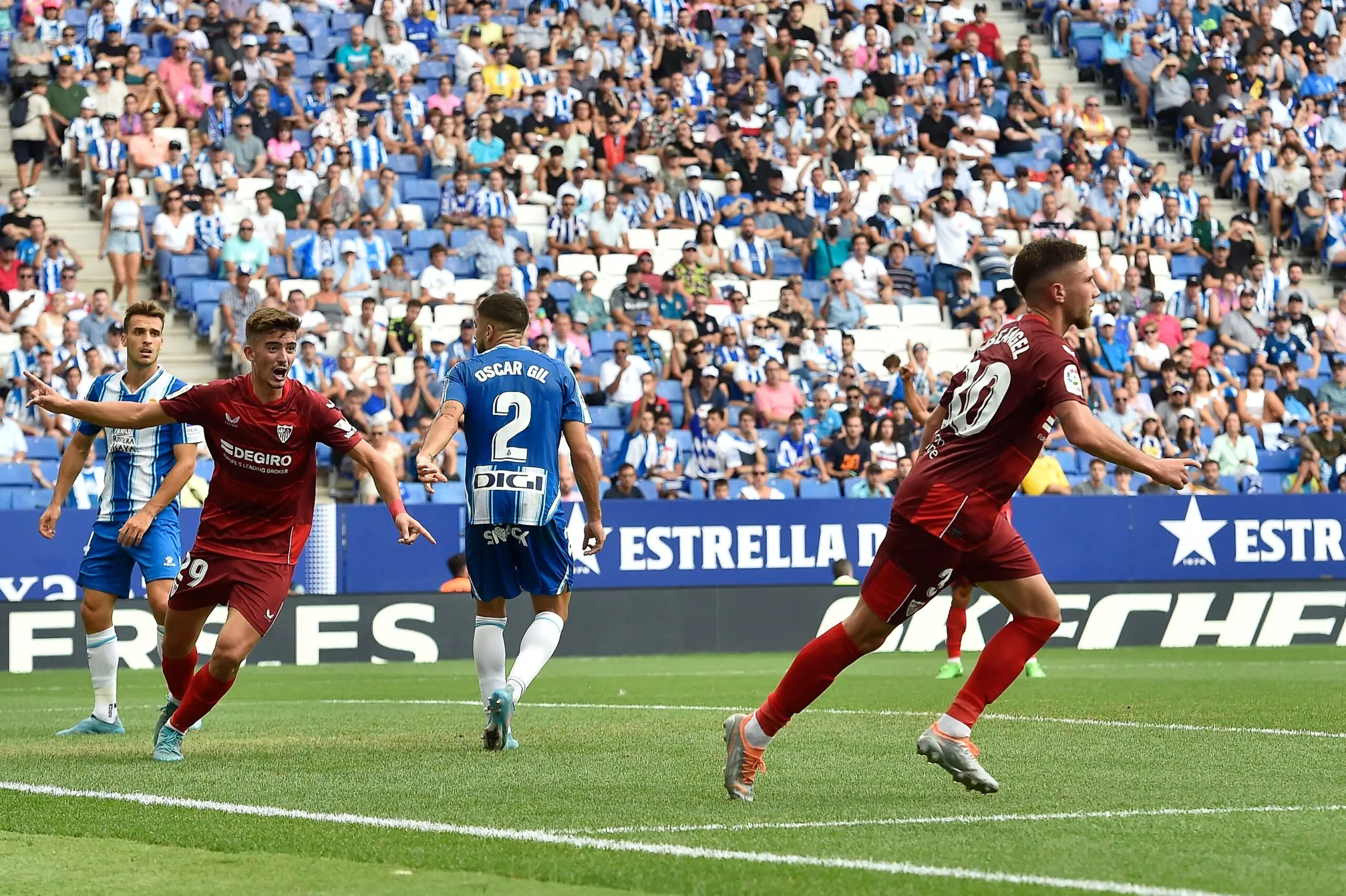sevilla fc fichajes kike salas josé ángel carmona noticias rcd espanyol
