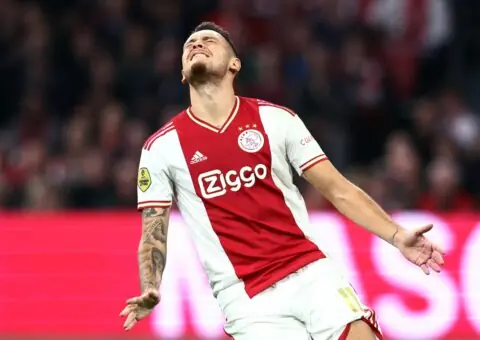 Reportan negociaciones entre Sevilla FC y Ajax para el retorno de Lucas Ocampos