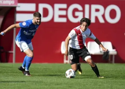 El futuro de Carlos Álvarez, lejos de Nervión