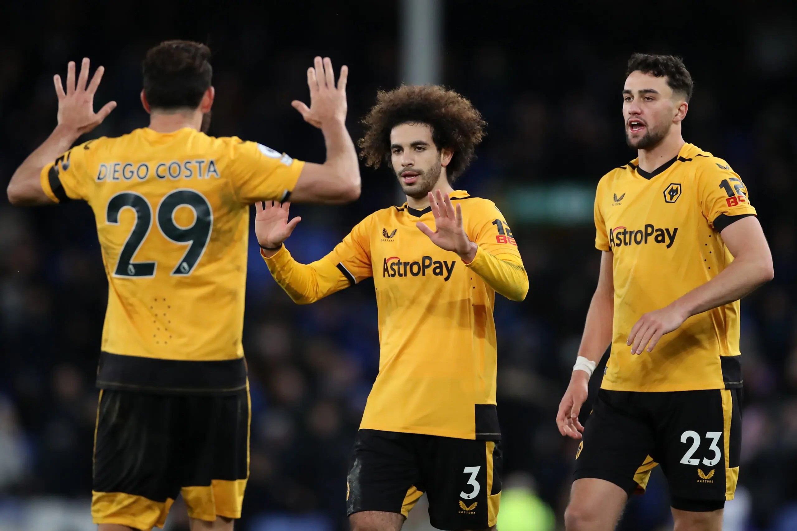 Rayan Aït-Nouri celebrando un gol con sus compañeros | Photo by Jan Kruger/Getty Images
