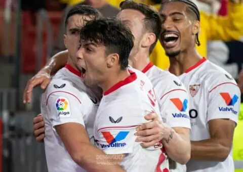 Lamela y Óliver Torres no seguirán