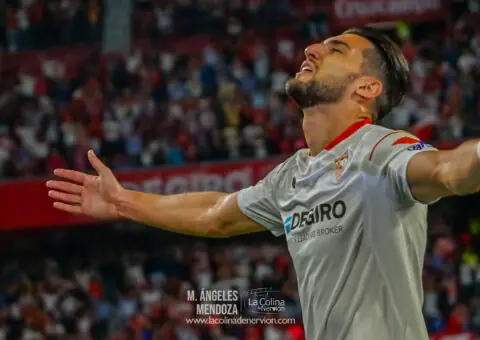 El Sevilla FC responde al Valencia por Rafa Mir