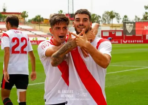 El Córdoba CF aprieta por Isaac Romero
