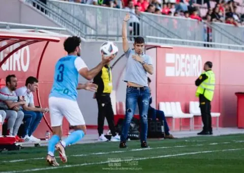 Antonio Hidalgo deja el filial del Sevilla FC