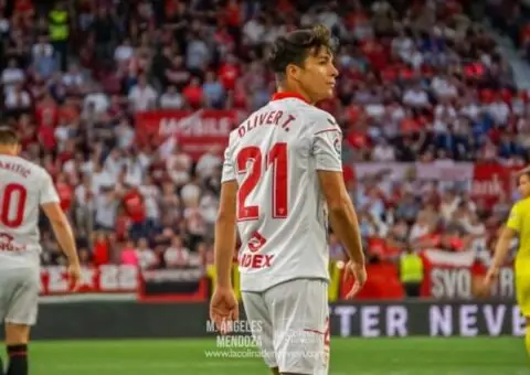 El Benfica piensa en Óliver Torres