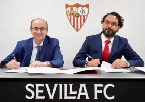 Orta y Monchi, cortados por el mismo patrón